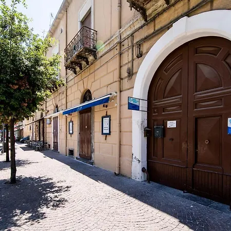 Crudo Bed and breakfast Pompeya