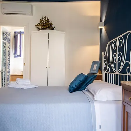 Crudo Bed and breakfast