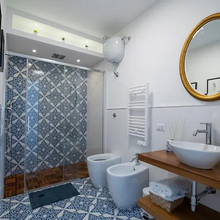 ベッド・アンド・ブレックファスト Crudo 4*