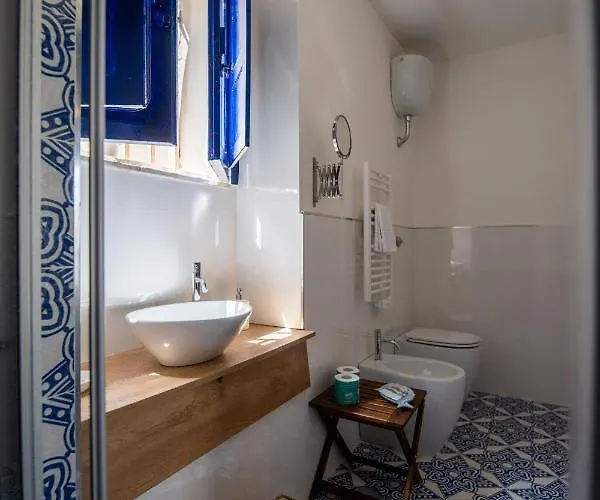 Bed & Breakfast Crudo 4*